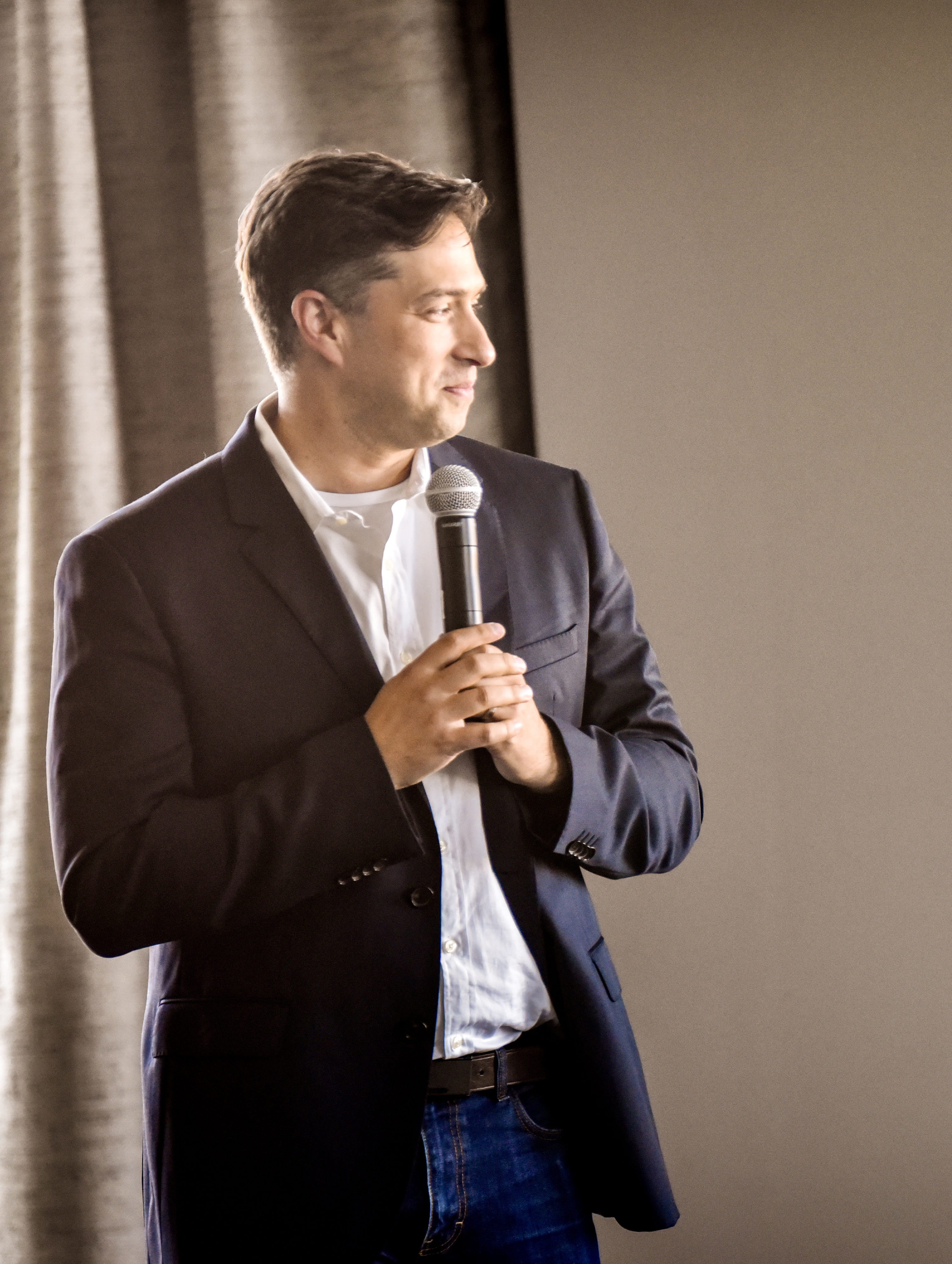 Jason McArthur speaking
